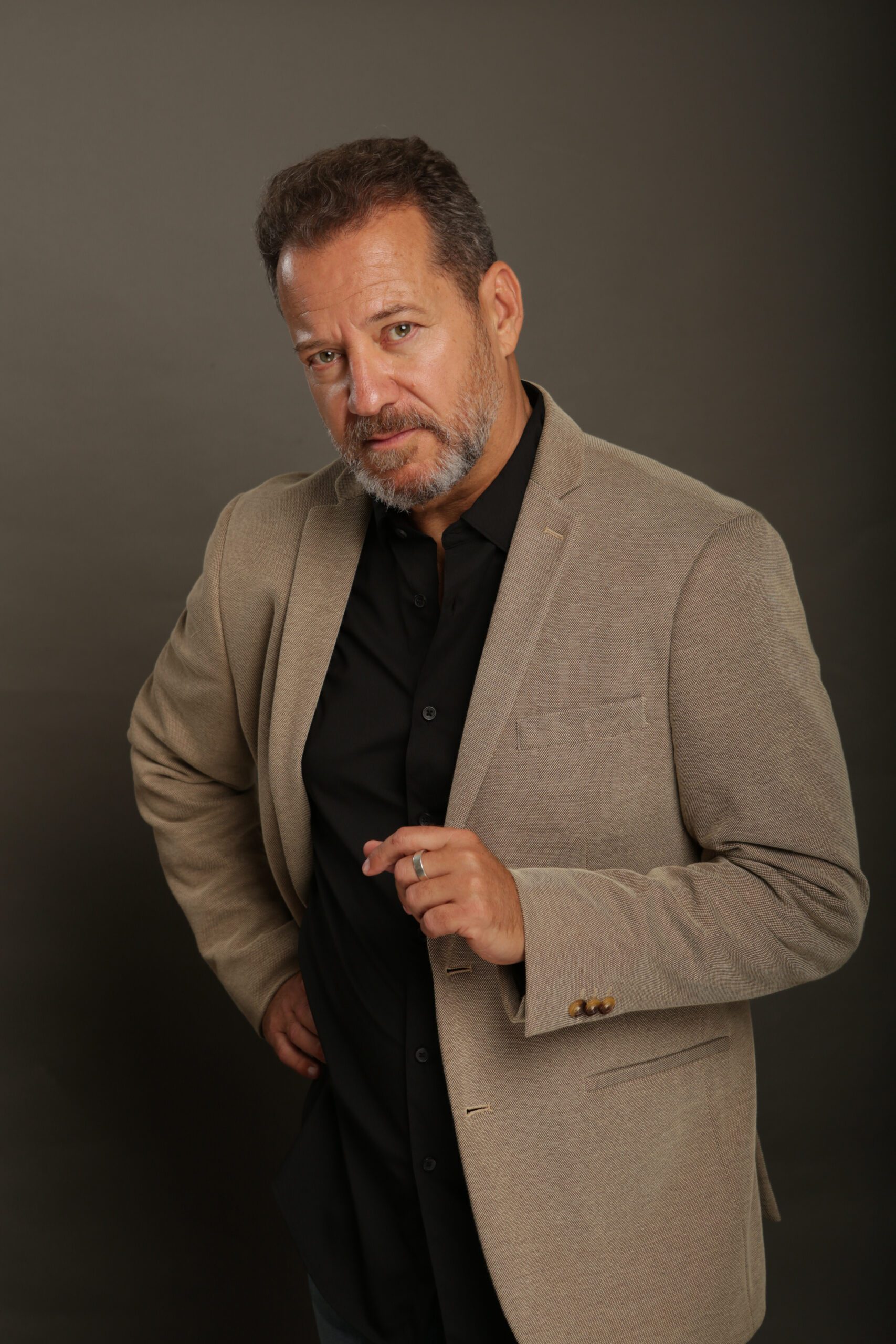 César Martel - Actor, músico y productor